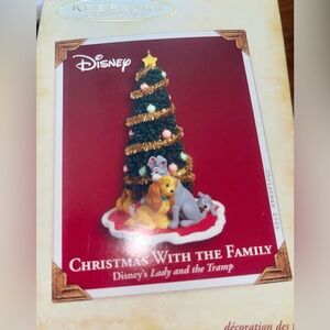 Hallmark Keepsake Disney Christmas  with Lady & the Tramp  Christmas Ornament